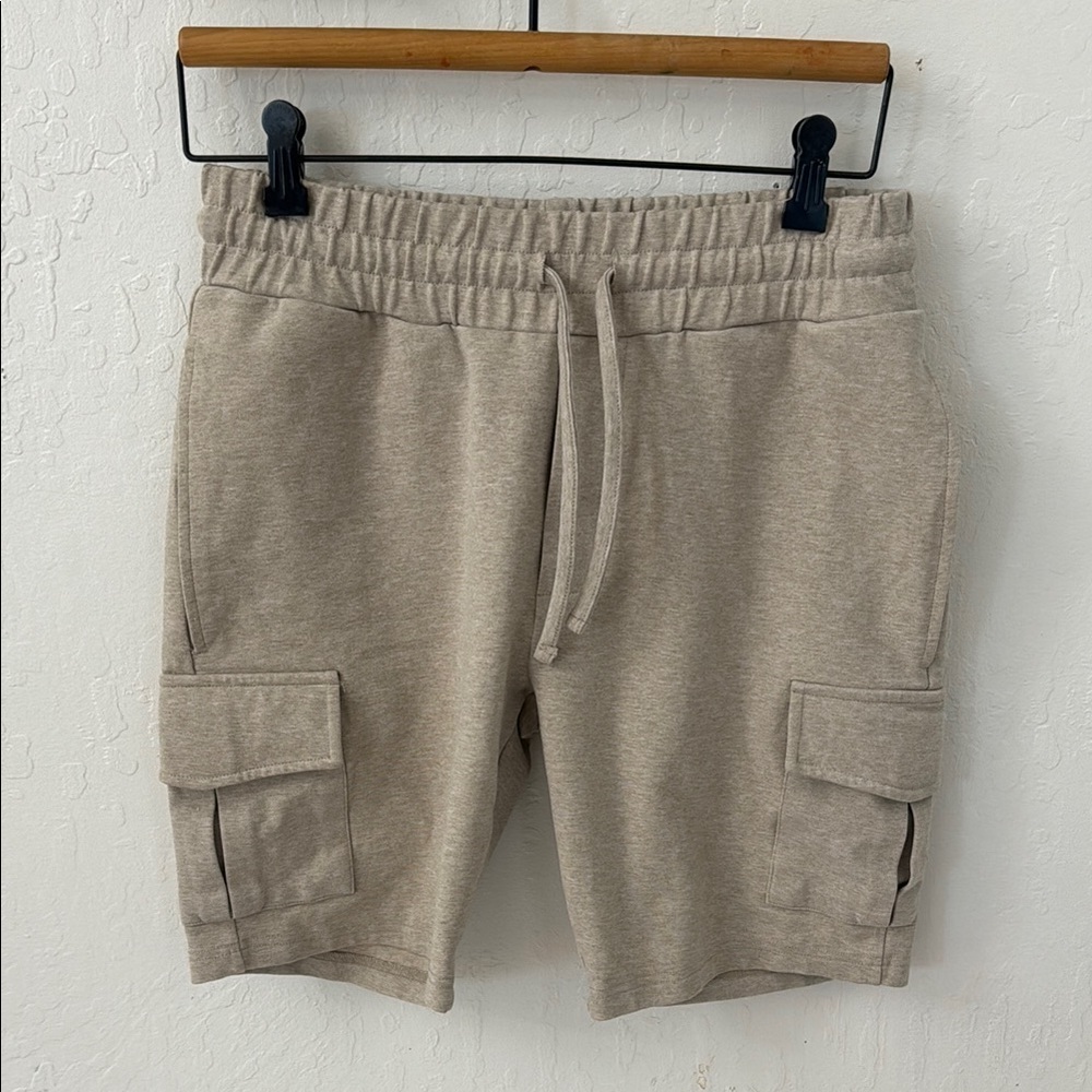 ARNE Men's UK Cargo Sweat Shorts Tan Beige 30” Waist 8” inseam